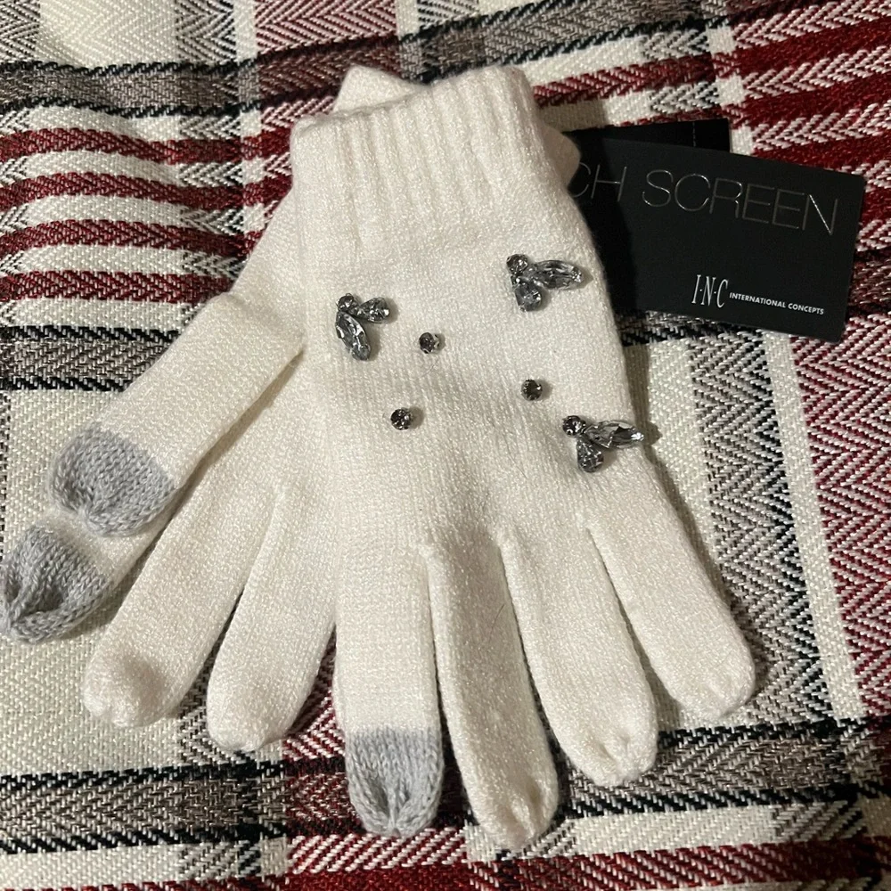 INC Women’s White Knit Gloves with Embellishments